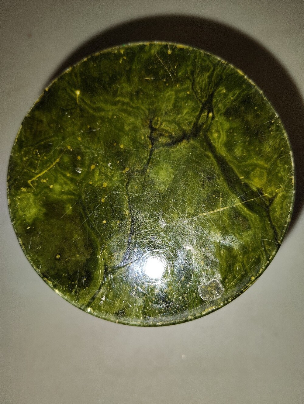 Vintage Green Marble or Alabaster Hinged Vanity Jar with Silver-Tone Beaded Trim - Picture 8 of 9